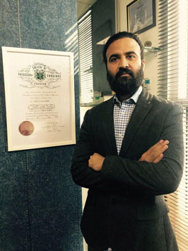 plastic surgeon in pakistan