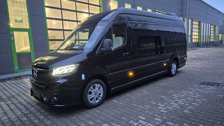 Mercedes Sprinter chauffeur service